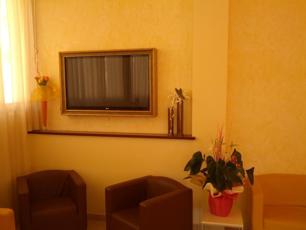 Hotel Abel & Residence Cesenatico Exterior photo